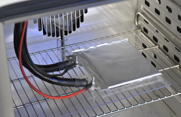 TÜV Süd eröffnet in Garching Batterietestzentrum