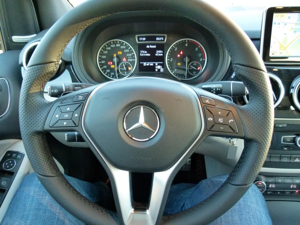 Test Mercedes-Benz B-Klasse Sports Tourer: Quantensprung mit Punktlandung