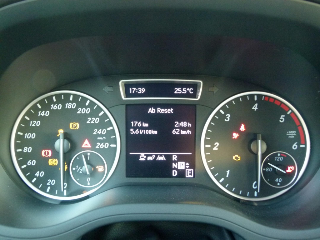 Test Mercedes-Benz B-Klasse Sports Tourer: Quantensprung mit Punktlandung