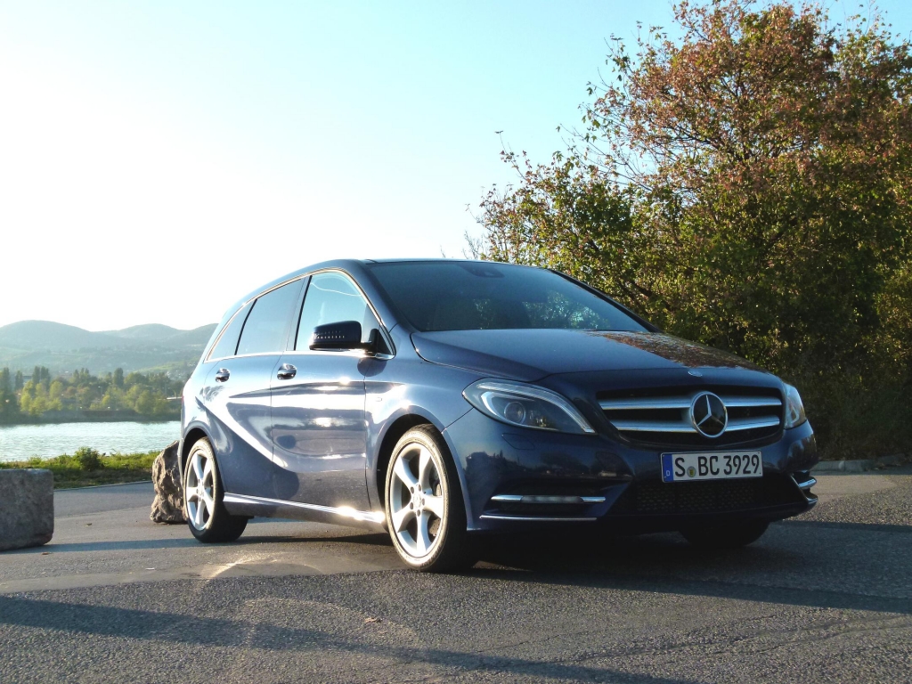 Test Mercedes-Benz B-Klasse Sports Tourer: Quantensprung mit Punktlandung