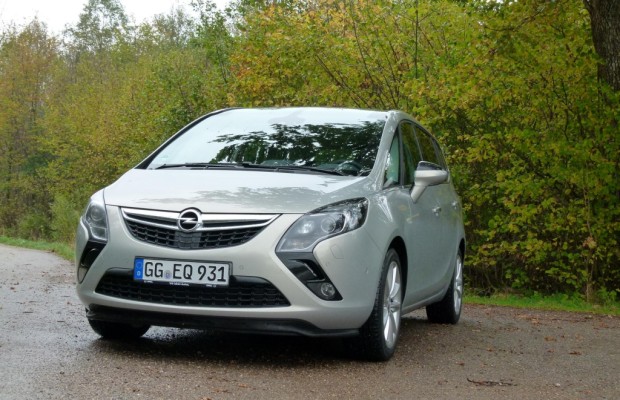 Test Opel Zafira Tourer: Der fährt auch alleine ...