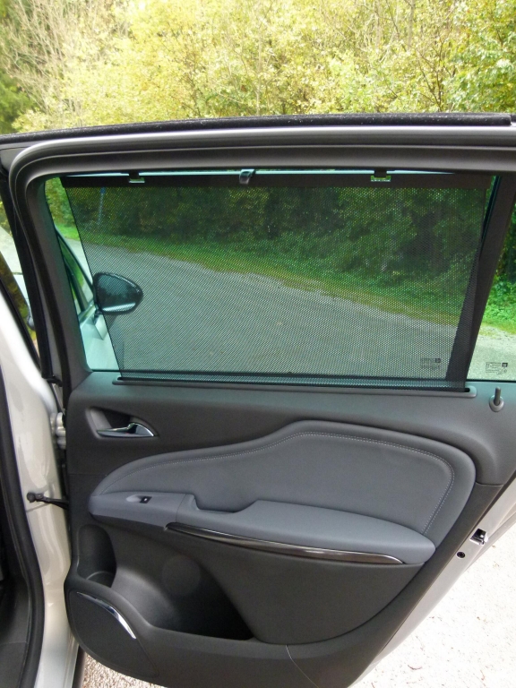 Test Opel Zafira Tourer: Der fährt auch alleine ...