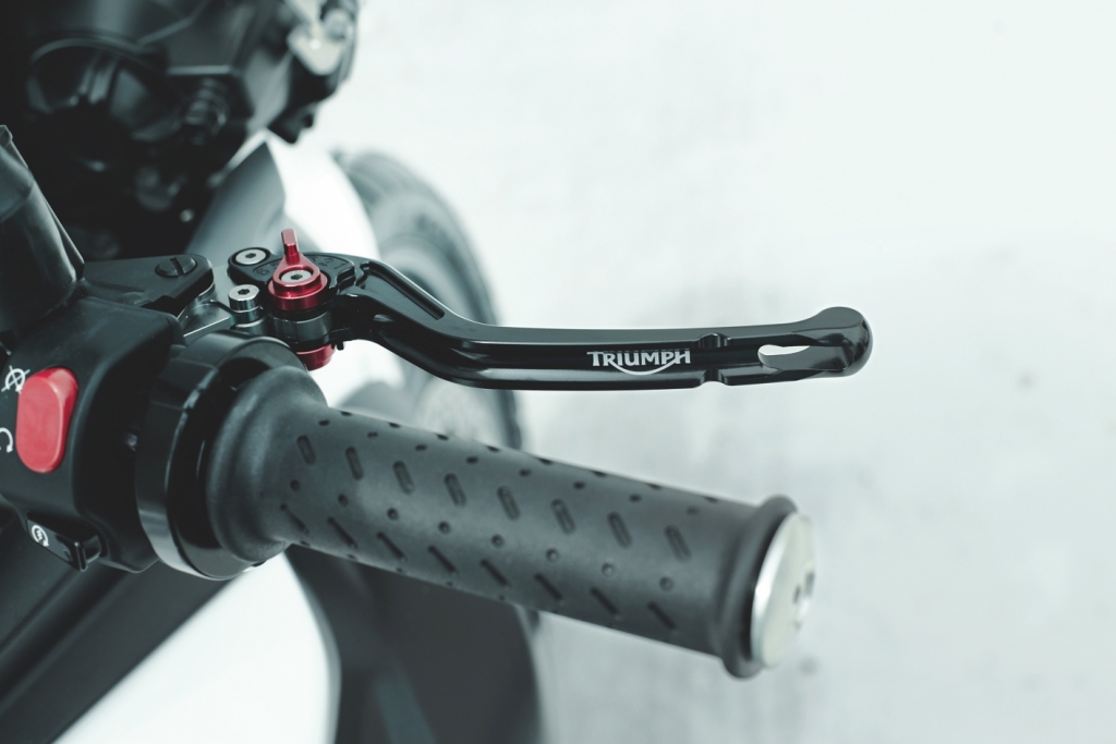 Test: Triumph Tiger 800 - Schmusekatze oder Raubtier?