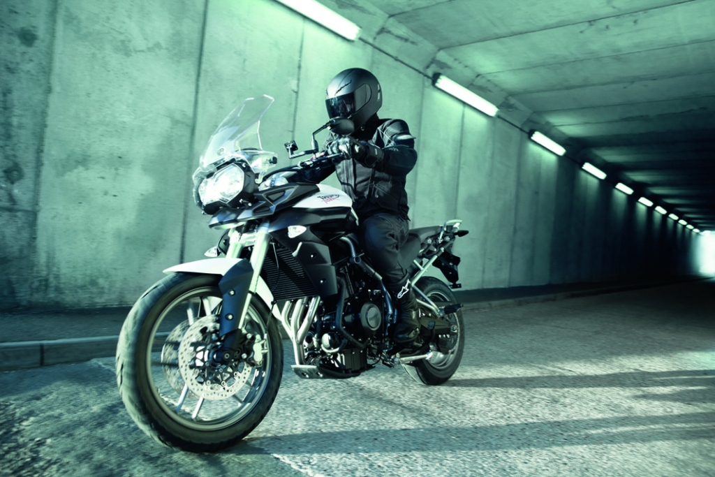 Test: Triumph Tiger 800 - Schmusekatze oder Raubtier?