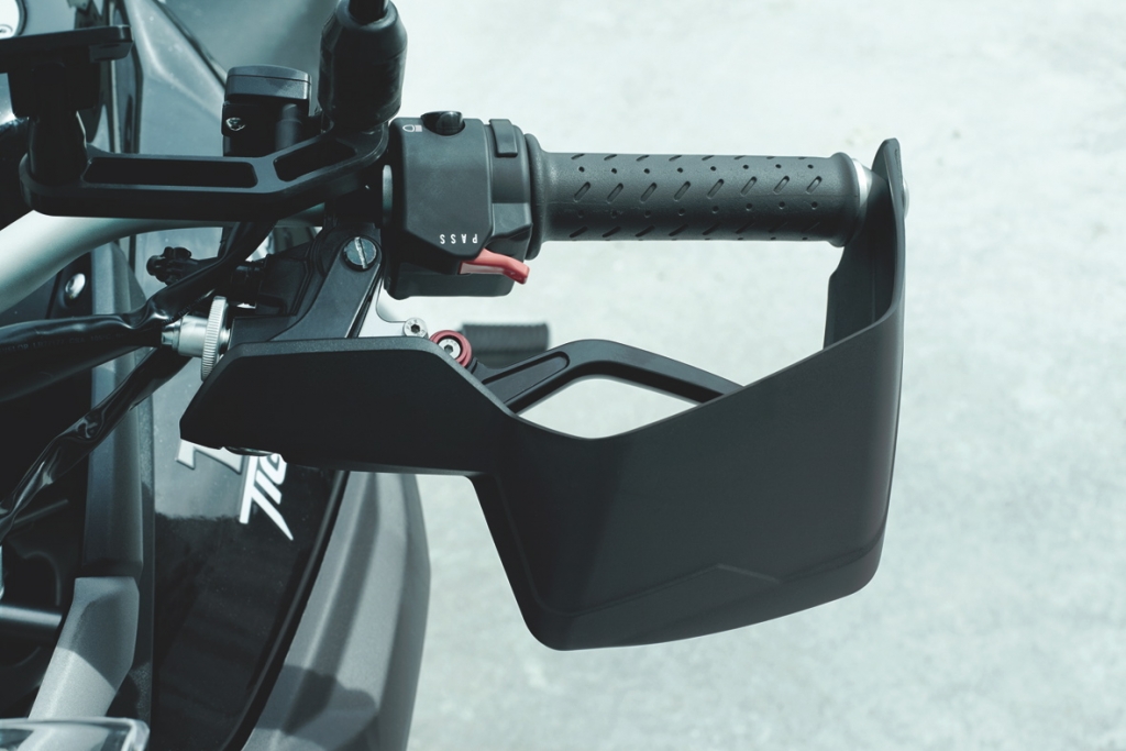 Test: Triumph Tiger 800 - Schmusekatze oder Raubtier?