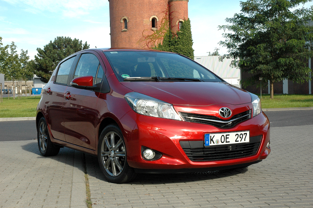 Toyota Yaris, hier als recht durchzugstarker 90-PS-Diesel. 