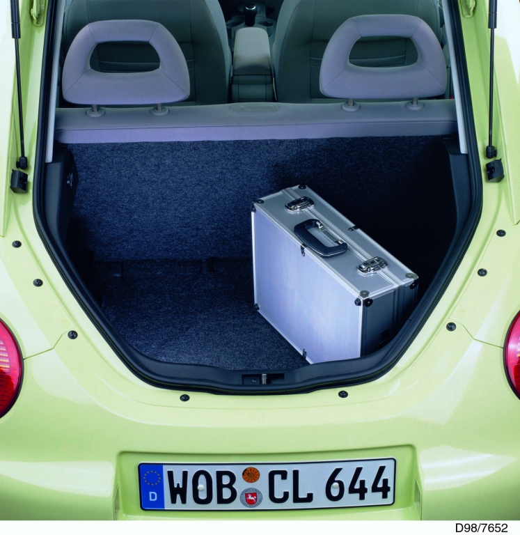 VW New Beetle