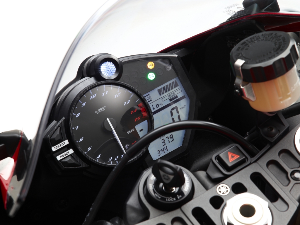 Yamaha YZF-R1 2012: Vorzeigesportler im Detail verfeinert