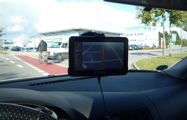 ADAC-Navi-Test - Gefährlicher Größenwahn
