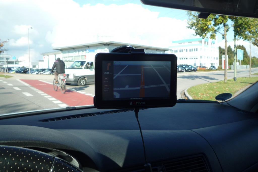 ADAC-Navi-Test - Gefährlicher Größenwahn