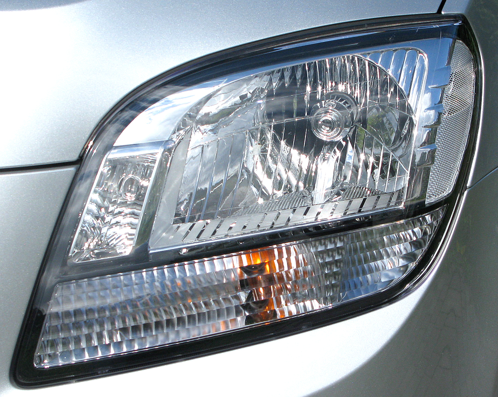 Chevrolet Orlando: Moderne Leuchteinheit vorn. 