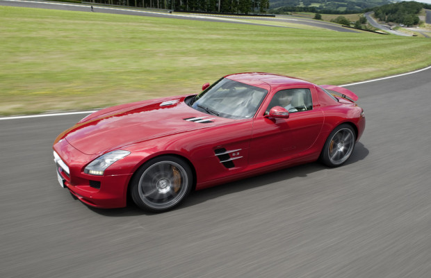 Dacia Sandero und Mercedes-Benz SLS AMG sind beste 