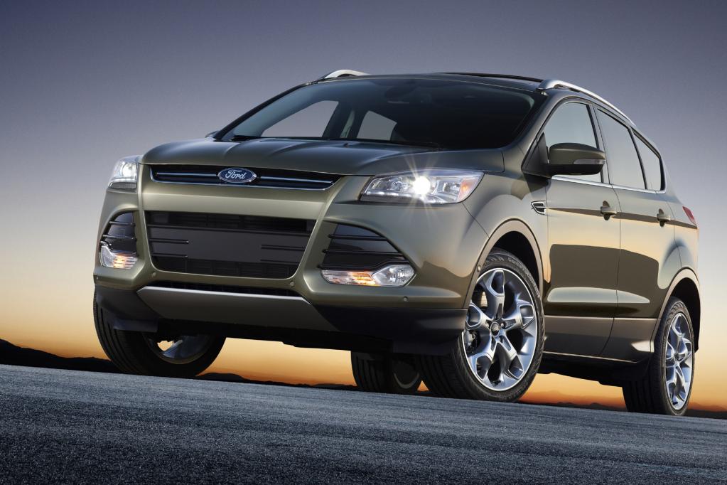 Der neue Kuga heißt in den USA Escape, unabhängig davon kommt der 1,6-Liter-EcoBoost-Motor zum Einsatz und zumindest in den USA auch das 2,0-Liter-Triebwerk. 