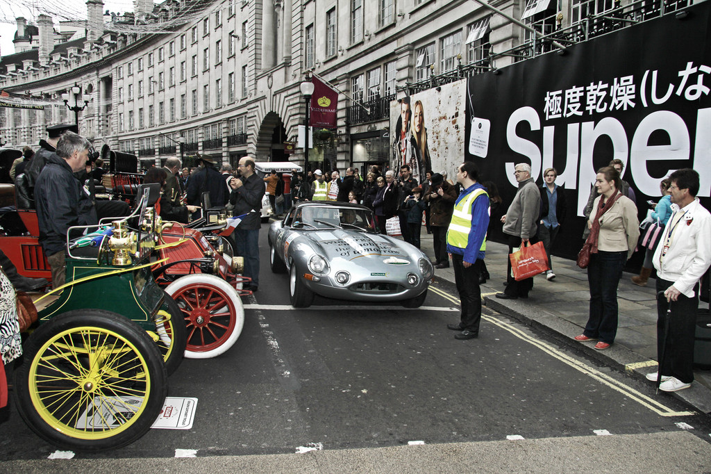 Doppel-Erfolg für Windreich AG bei britischer Future Car Challenge.