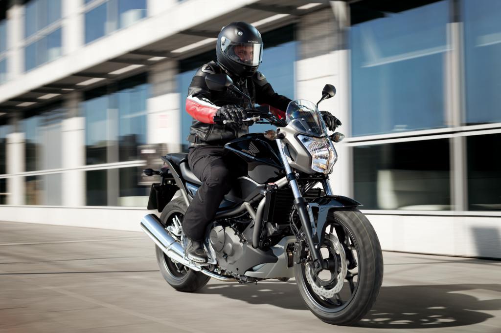Dritter im Bunde ist das Naked Bike NC 700 S