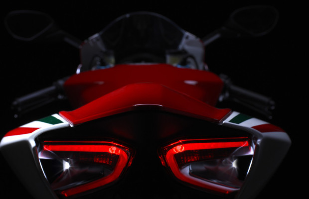EICMA 2011: Ducati 1199 Panigale setzt Bestmarken