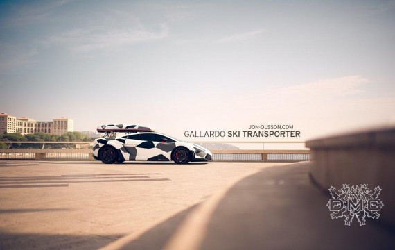Ein Lambo mit Skibox