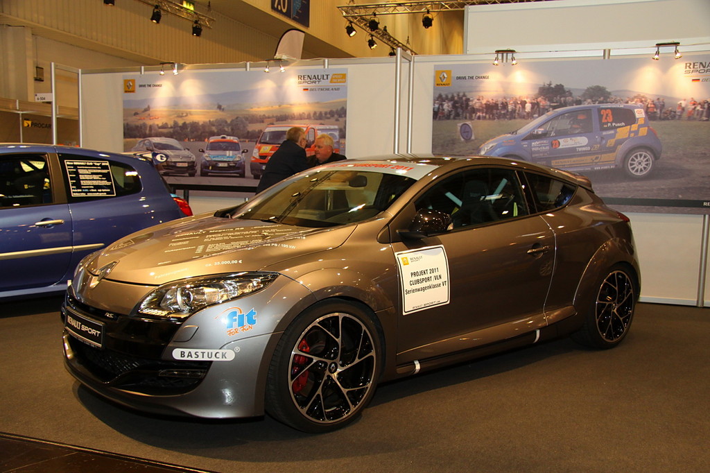Essen 2011:  Renault zeigt Rennfahrzeuge für ambitionierte Amateure