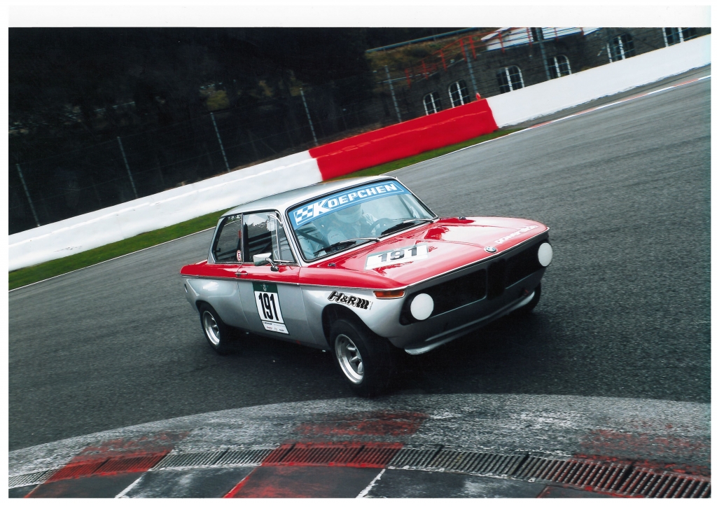 Essen Motor Show 2011: H&R präsentiert Rennfahrzeuge, Straßenboliden und Klassiker