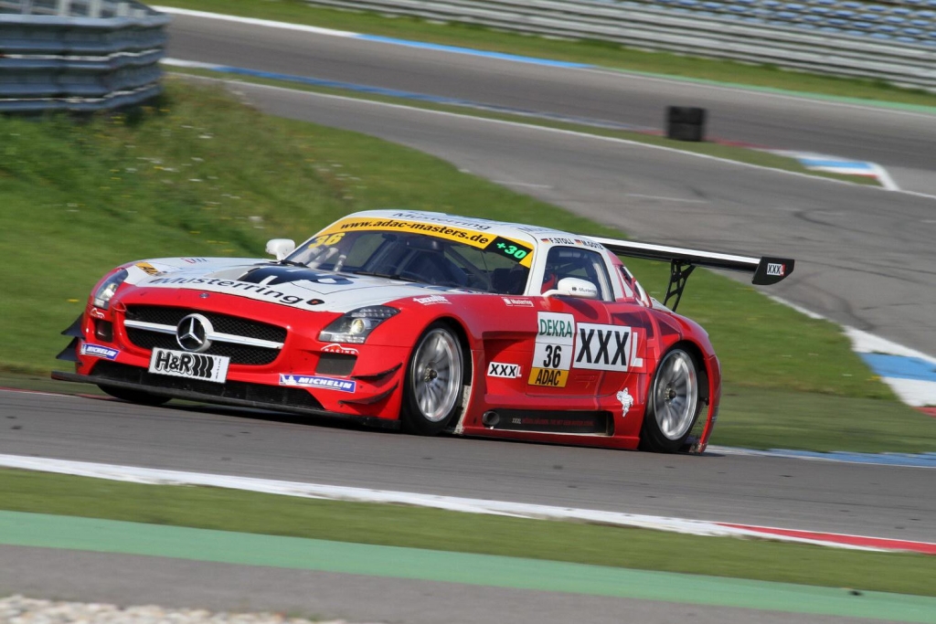 Essen Motor Show 2011: H&R präsentiert Rennfahrzeuge, Straßenboliden und Klassiker