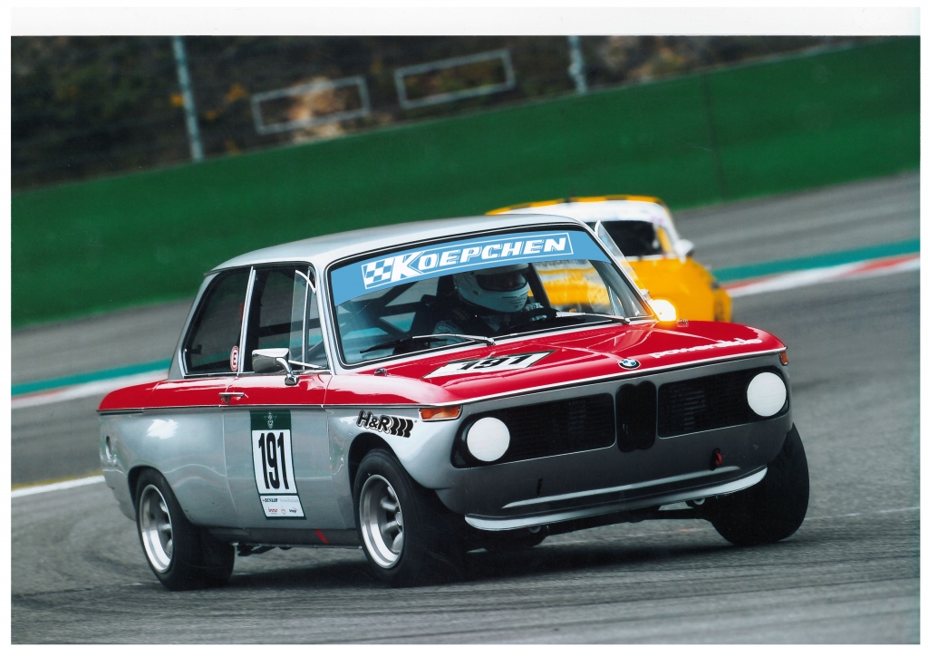 Essen Motor Show 2011: H&R präsentiert Rennfahrzeuge, Straßenboliden und Klassiker