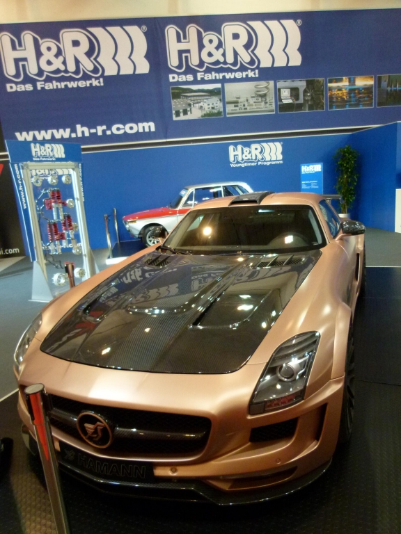 Essen Motor Show 2011: H&R präsentiert Rennfahrzeuge, Straßenboliden und Klassiker