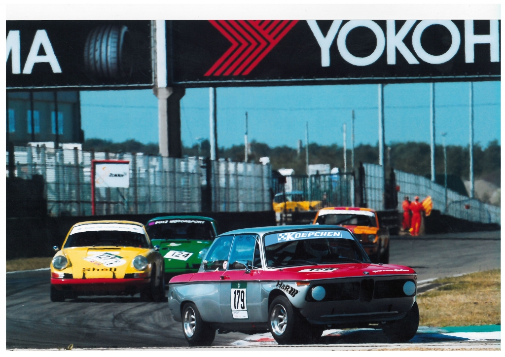 Essen Motor Show 2011: H&R präsentiert Rennfahrzeuge, Straßenboliden und Klassiker
