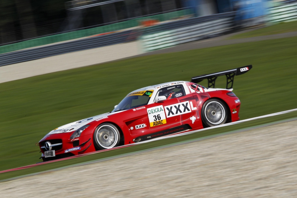 Essen Motor Show 2011: H&R präsentiert Rennfahrzeuge, Straßenboliden und Klassiker