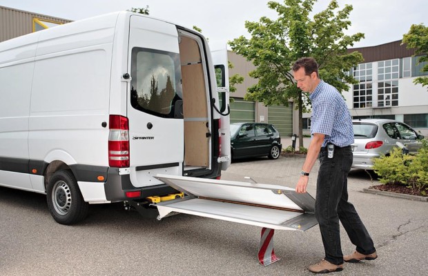 Faltbare Ladebühne für Kastenwagen
