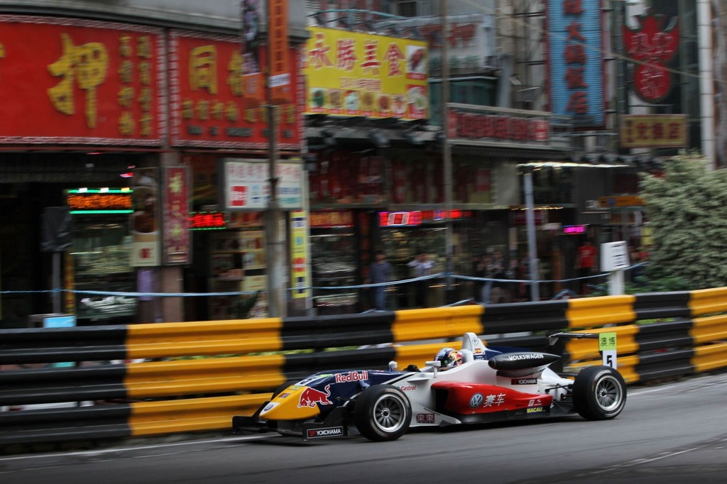 Formel 3: Zermürbendes Finale in Macau