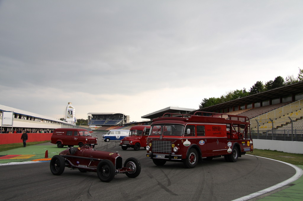 Historische Fahrzeuge auf dem Hockenheimring