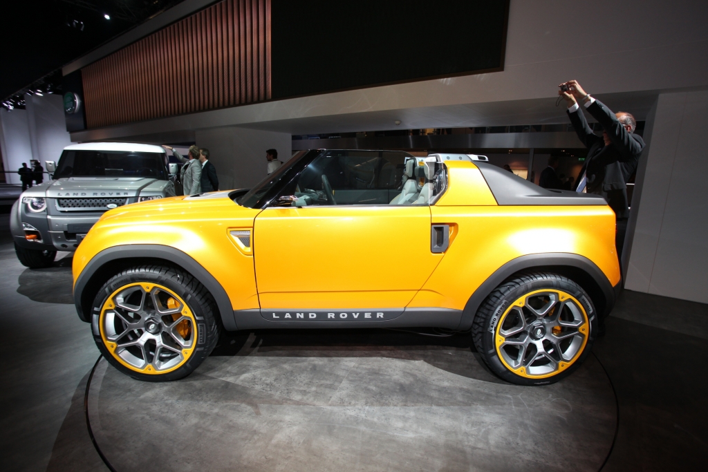 Land Rover DC100 Sport.