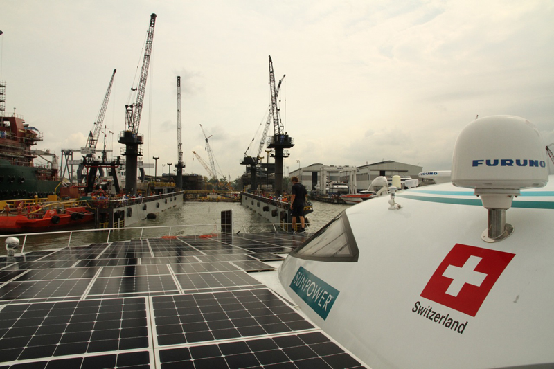 MS Tûranor PlanetSolar macht Zwischenstopp in Indien | Turanor in Singapore