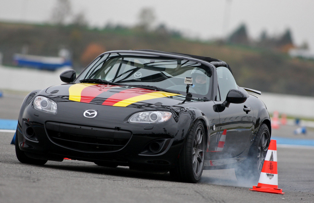 Mazda Zoom-Zoom Xperience und MX-5 Challenge.