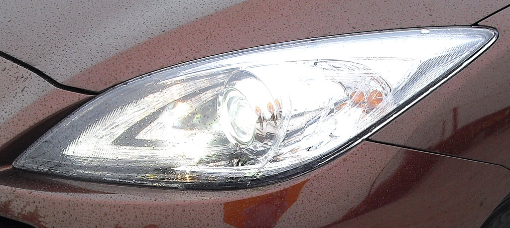 Mazda3: Moderne Leuchteinheit vorn. 