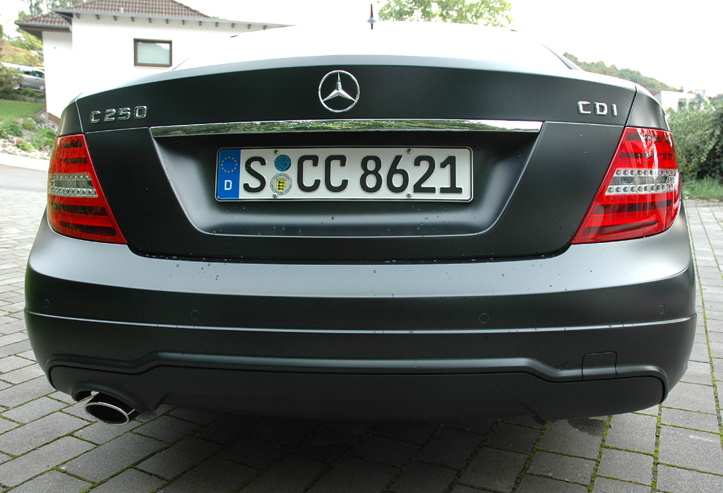 Mercedes C250 CDI Coupé: Blick auf die Heckpartie. 