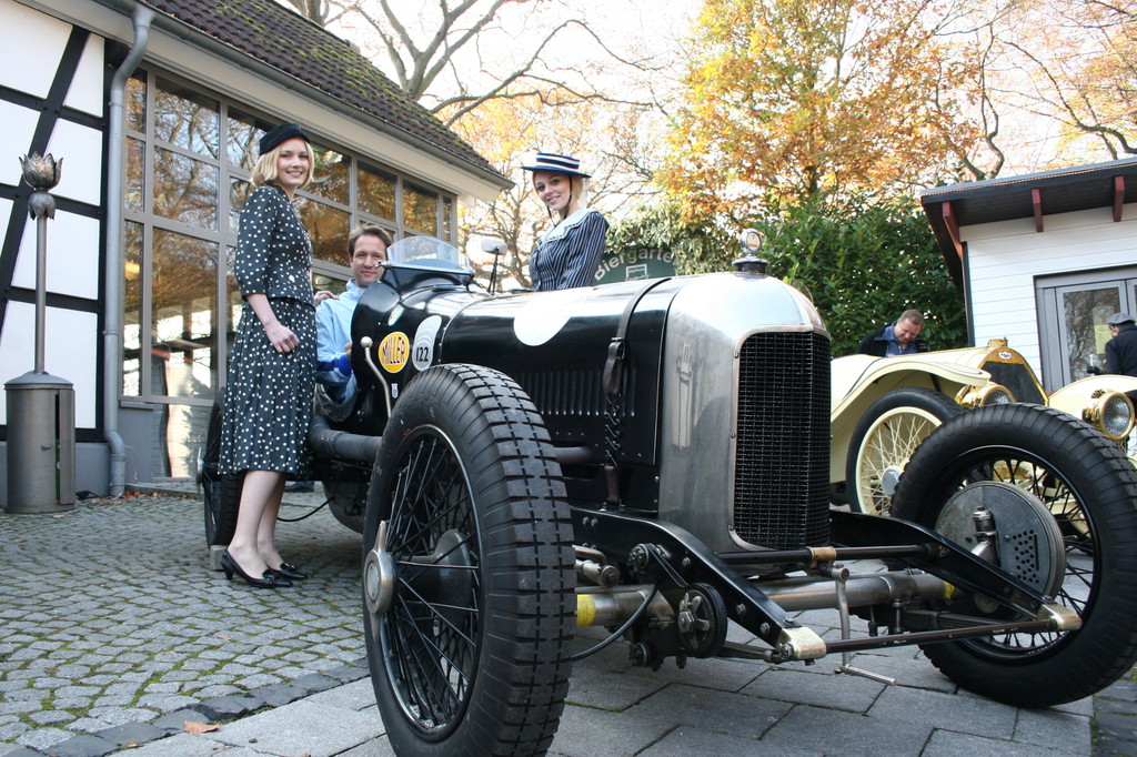 Miller 122 (1922).