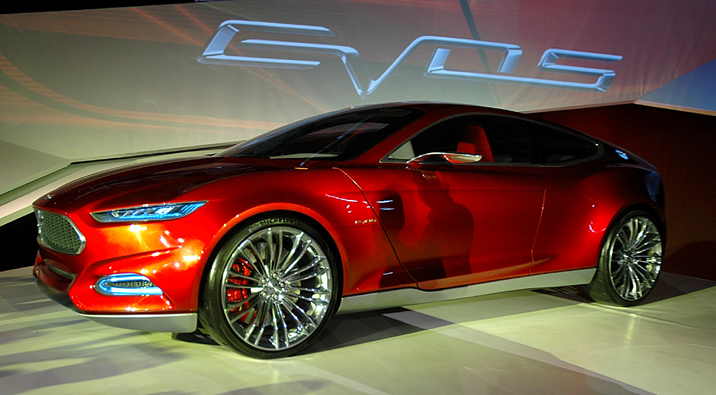 Neue Design-DNA: Ford-Konzeptauto Evos. Fotos: Koch/Grebe/Ford