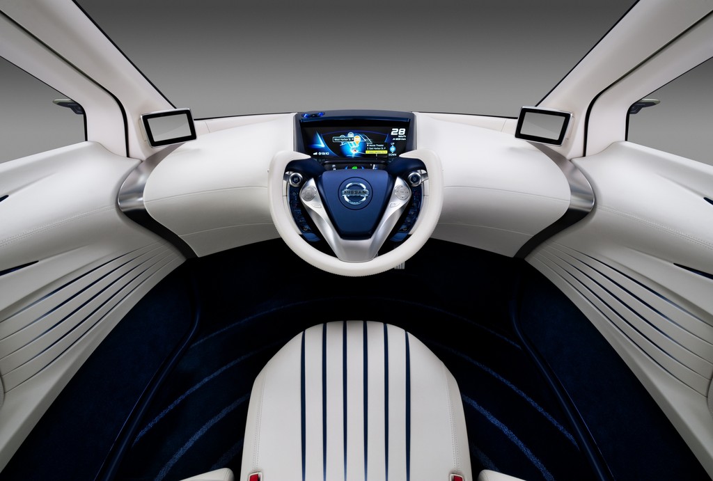 Nissan Pivo 3.