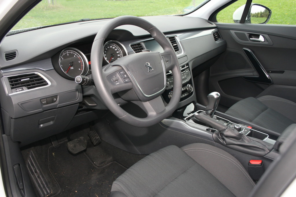Peugeot 508.