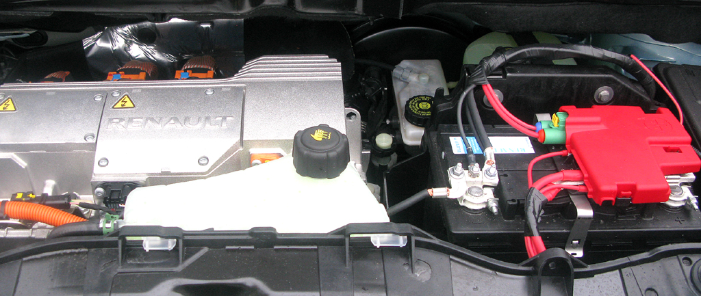 Renault Kangoo ZE: Blick unter die Haube. 