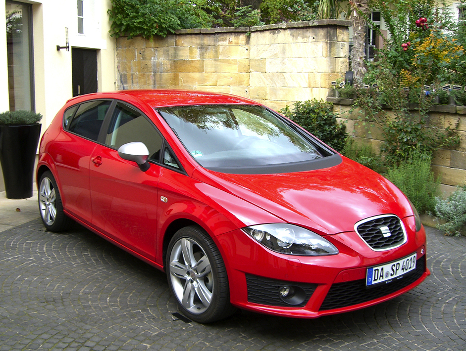 Seat León FR, wobei FR für Formula Racing steht. 