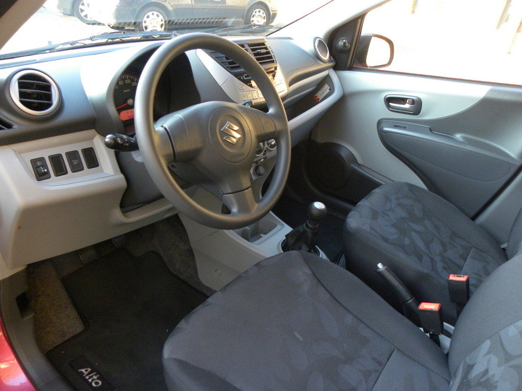 Suzuki Alto.