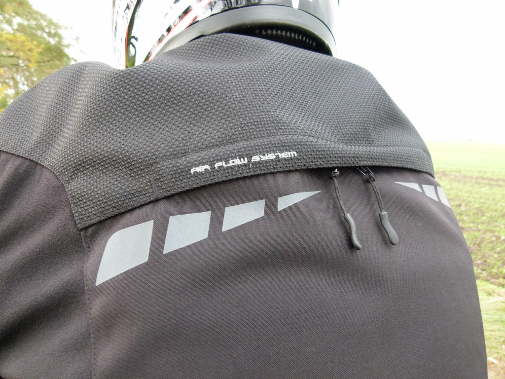 Test - Büse Motorradbekleidung: Mandello Jacke und Paso Evo Hose