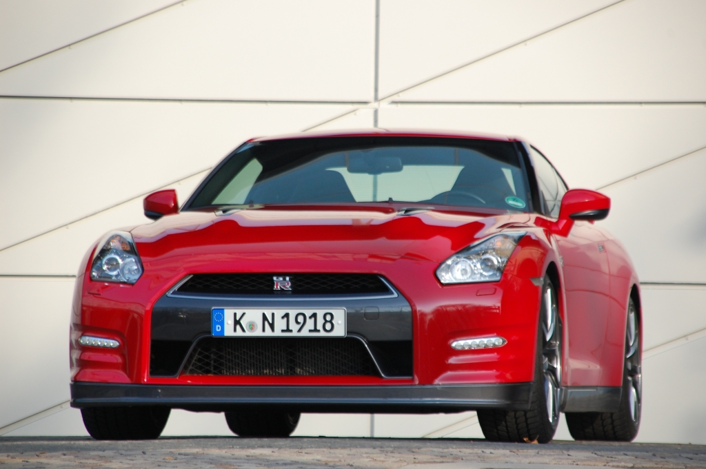 Test Nissan GT-R Black Edition – Nachgeschärfter Porsche-Schreck 