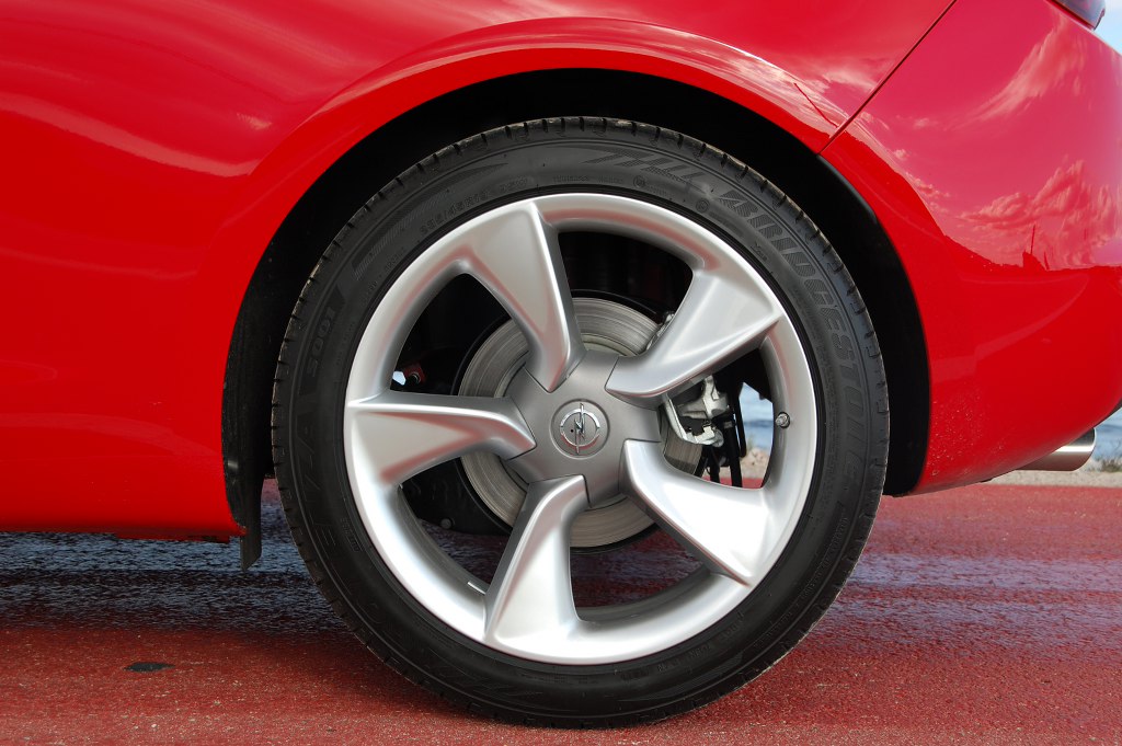 Test: Opel Astra GTC - Hungriger Kurvenjäger im Sportmodus