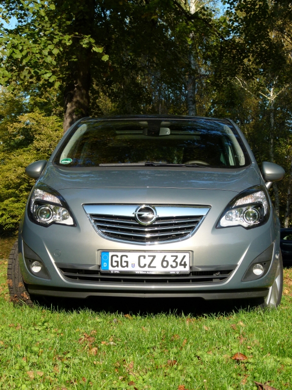 Test Opel Meriva Innovation 1.4 Ecotec: Kompakter Verwandlungskünstler 