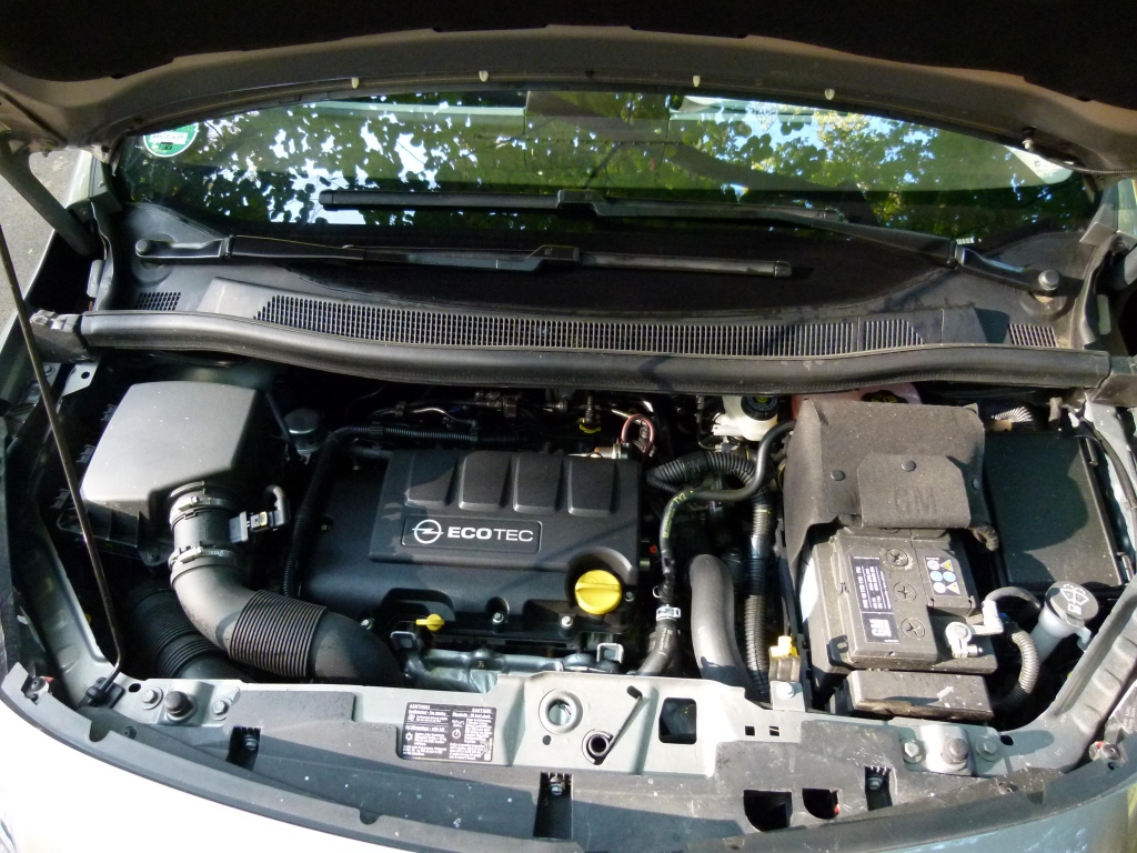 Test Opel Meriva Innovation 1.4 Ecotec: Kompakter Verwandlungskünstler 