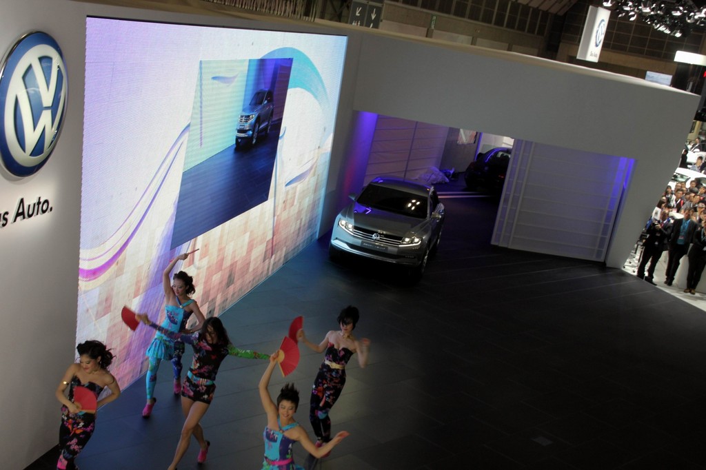 Tokio 2011: Volkswagen zeigt Flagge