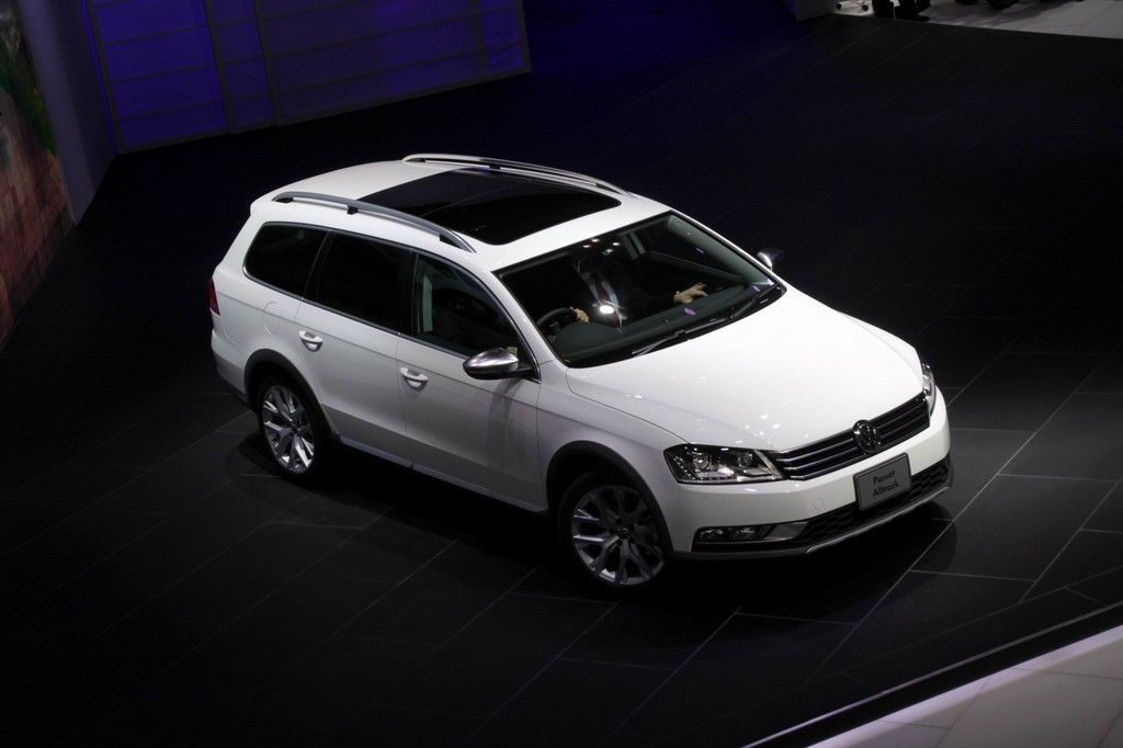 Tokio 2011: Volkswagen zeigt Flagge